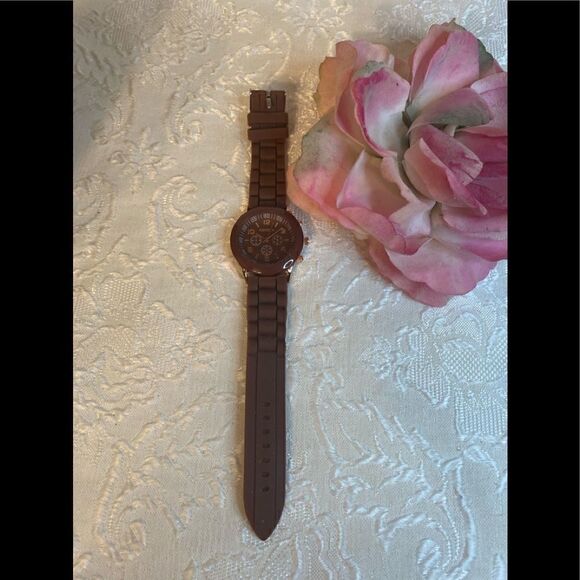 🌺Geneva Analog Silicone unisex Sport Wristwatch Orange Water Resistant - Picture 3 of 7